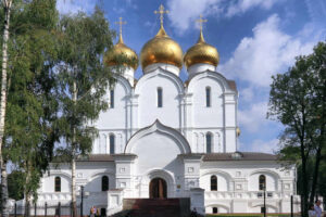Паломнический тур в Годеново и Ярославль