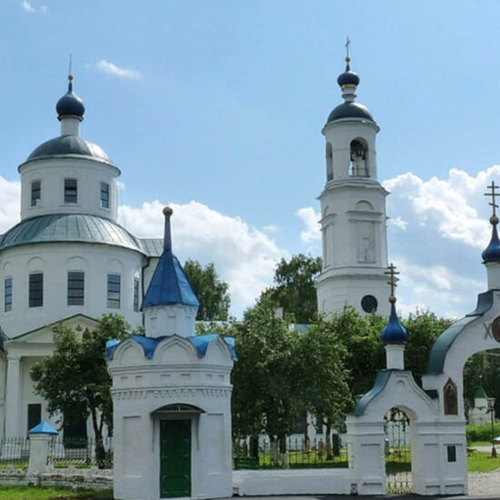 храм Введения во храм Пресвятой Богородицы в Спирово